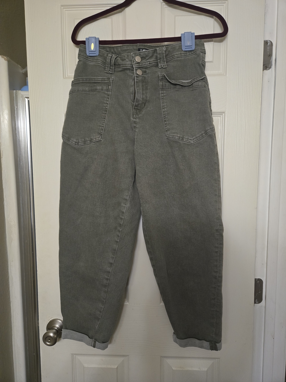 Flamingals Bucket L/Barrel High-Waist Olive Green Women’s Jeans Size L
